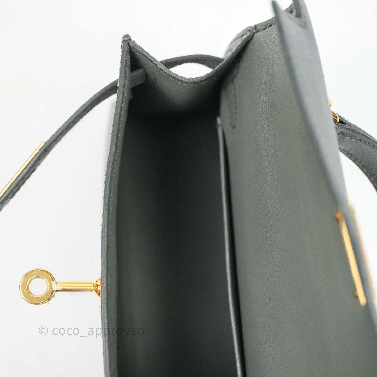 Hermès Mini Kelly Vert Amande 63 Epsom Gold Hardware