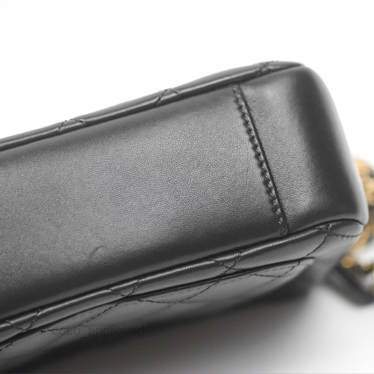 Chanel Quilted CC Pearl Crush Camera Case Black Lambskin Gold Hardware