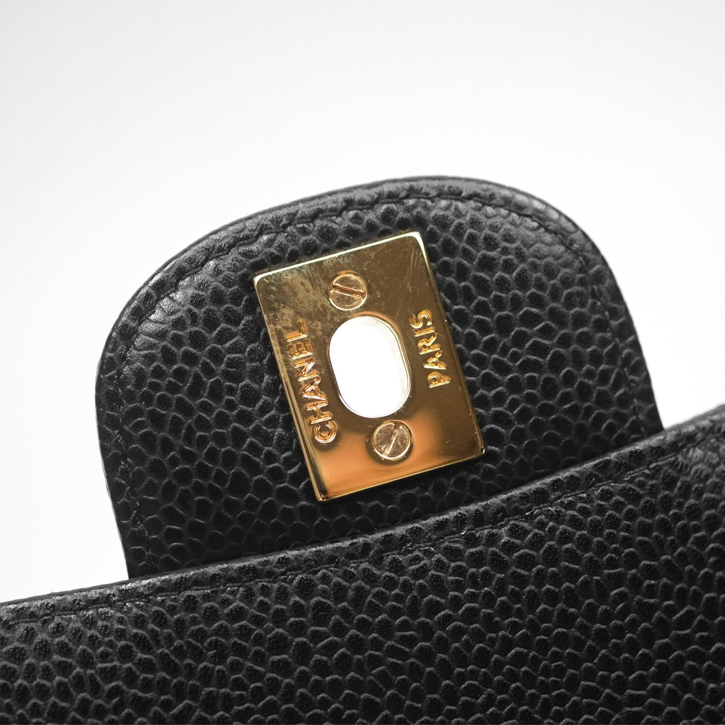 Chanel Classic M/L Medium Flap Quilted Black Caviar Gold Hardware