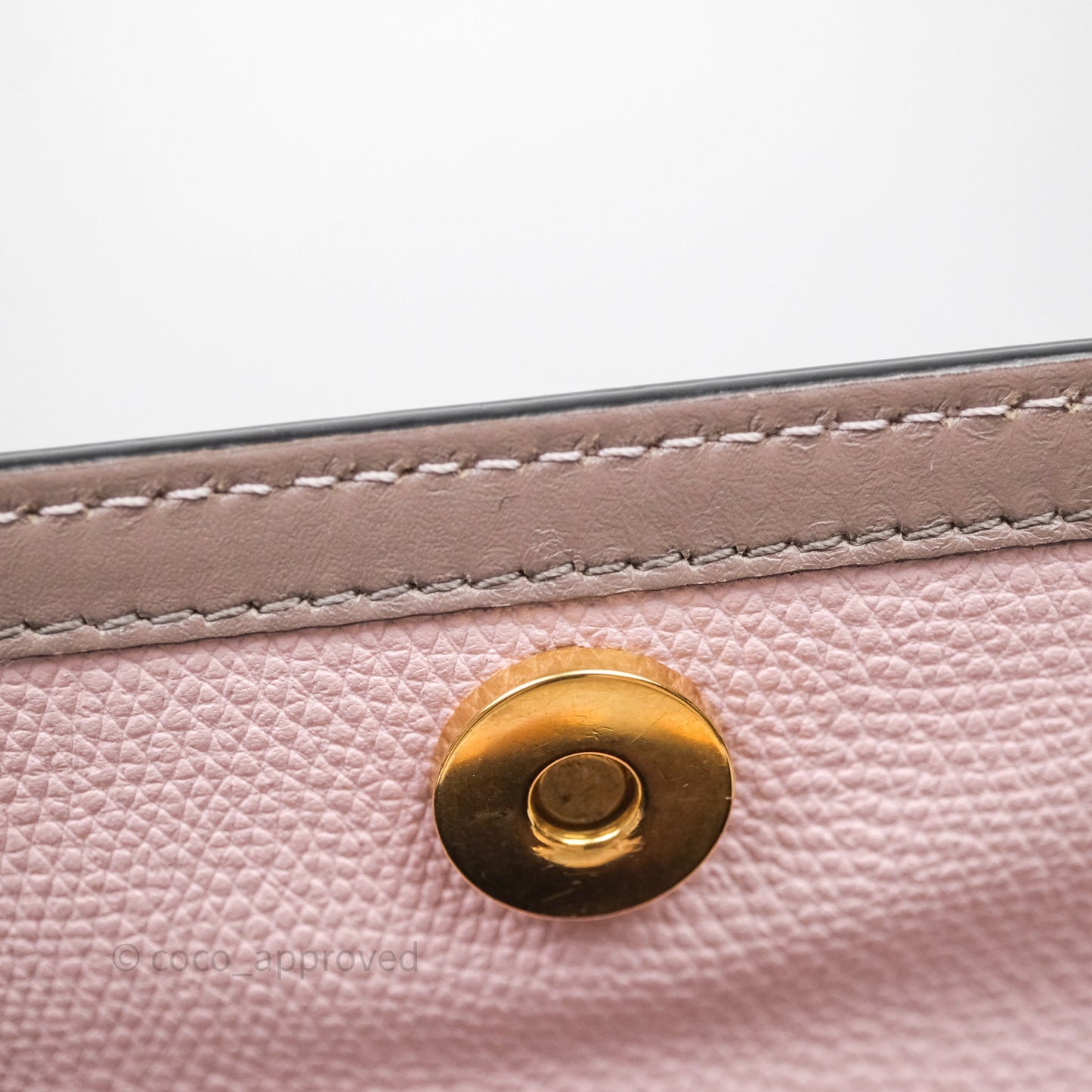 Valentino Garavani Small Vsling Grainy Calfskin Bag Light Pink Aged Gold Hardware