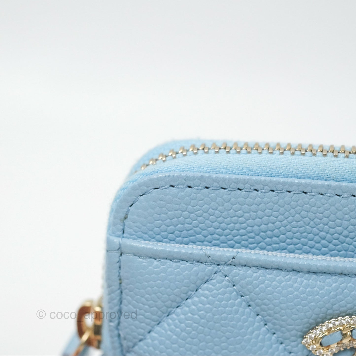 Chanel Zipped Coin Purse Card Holder Blue Caviar 22S