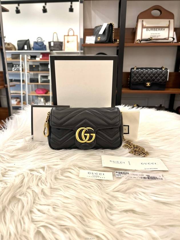 Luxury Gucci Trending 2025 Daol Sangin Store GG Marmont Matelasse Cross Bag Mini Condition A
