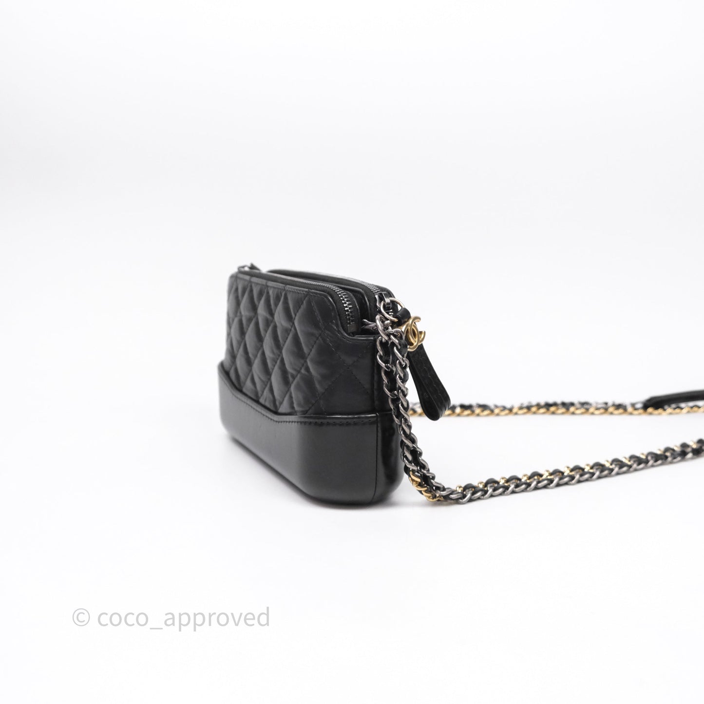 Chanel Gabrielle Clutch With Chain Aged Calfskin Black Mixed Hardware