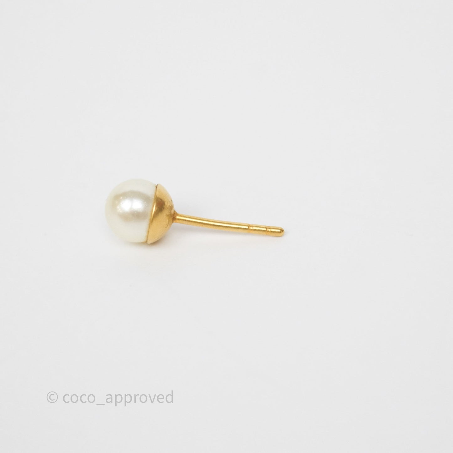 Dior 30 Montaigne Pearl Drop Earrings Aged Gold Tone