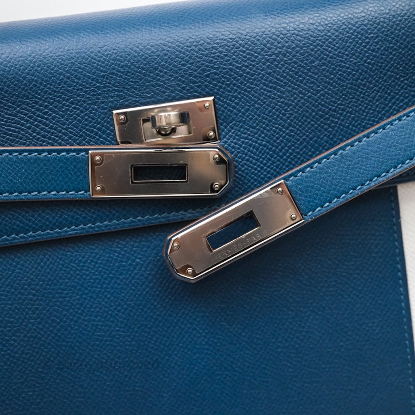 Hermès Kelly 32 Sellier Bleu Thalassa 7A/ White Epsom Palladium Hardware