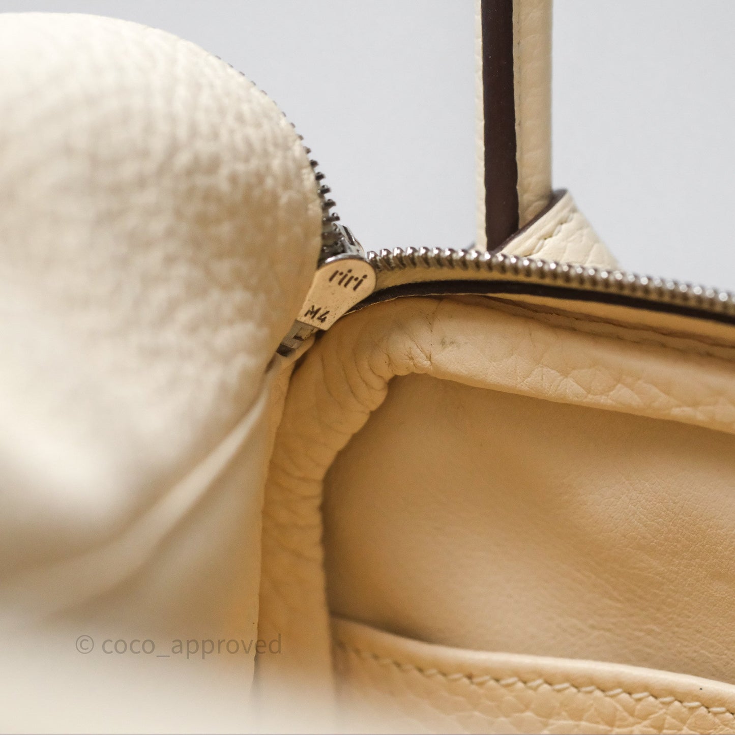 Hermès Lindy 26 Nata I2 Clemence Palladium Hardware