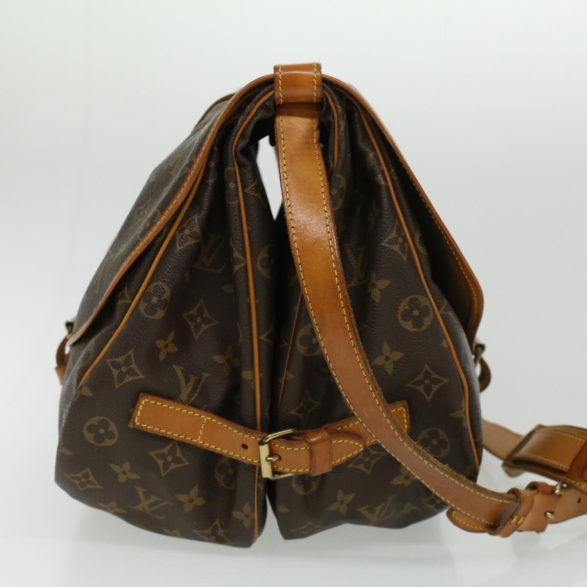 LOUIS VUITTON Monogram Saumur 35 Shoulder Bag M42254 LV 33684