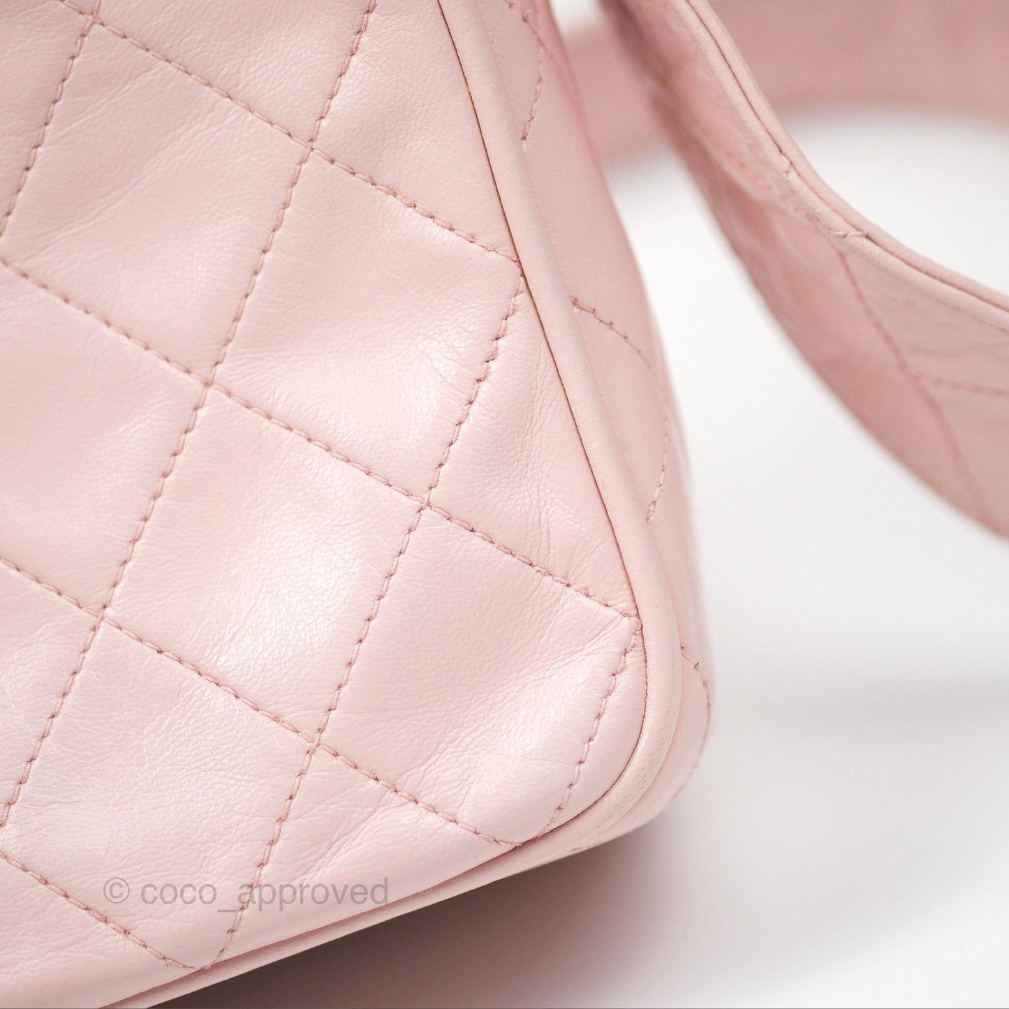 Chanel Vintage Camera Bag Pink Lambskin Gold Hardware