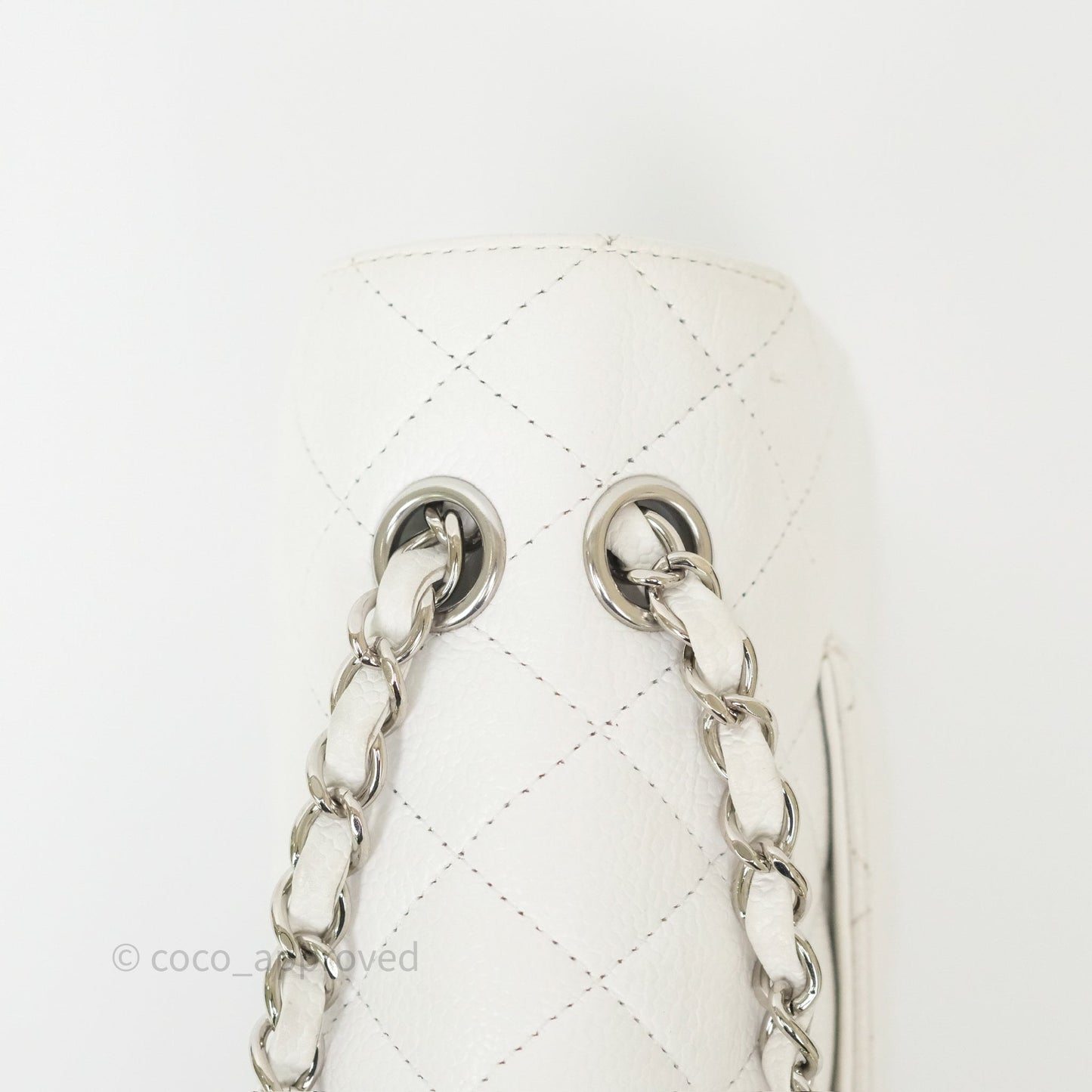 Chanel M/L Medium Classic Flap Quilted White Caviar Silver Hardware