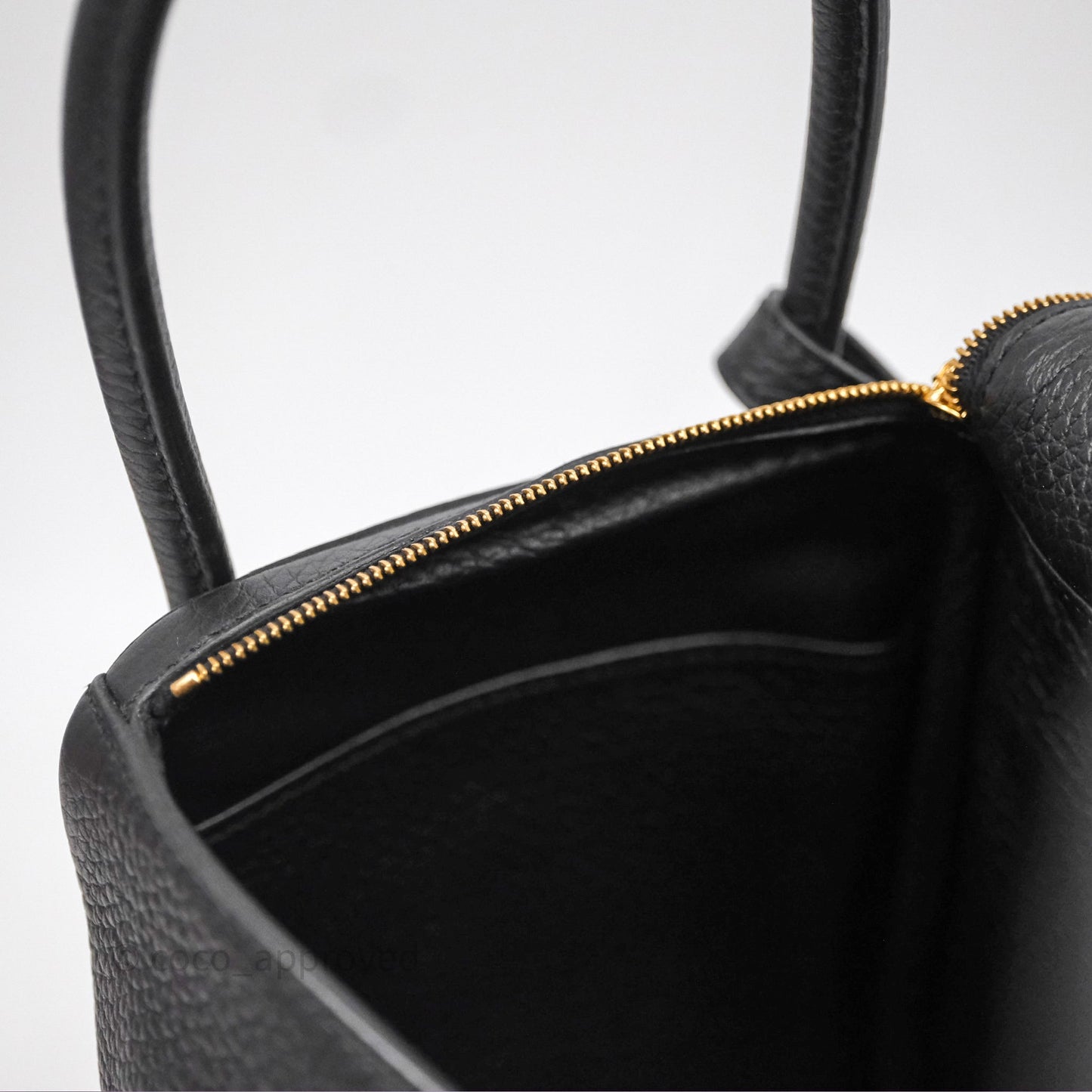 Hermes Lindy 26 Black Noir 89 Clemence Gold Hardware
