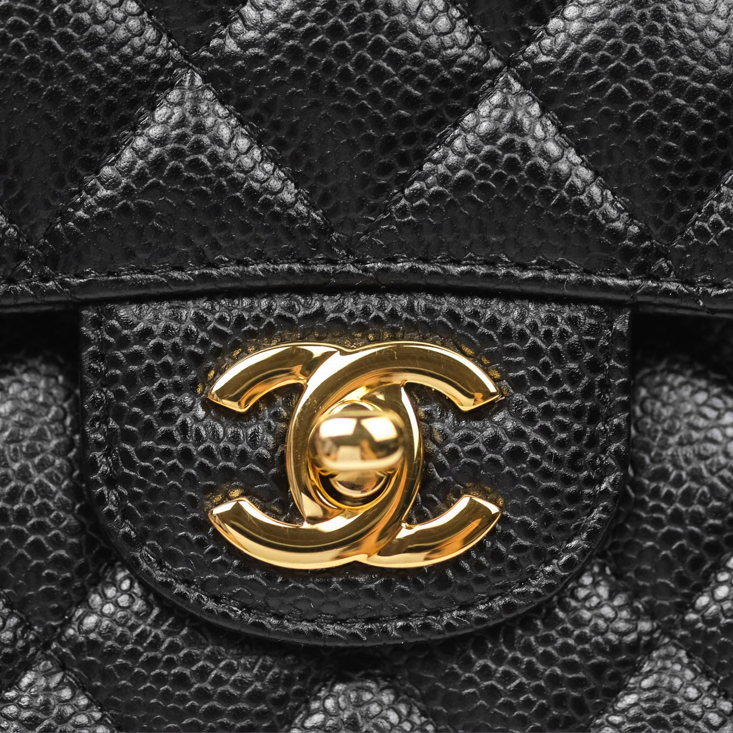 Chanel Classic M/L Medium Flap Quilted Black Caviar Gold Hardware