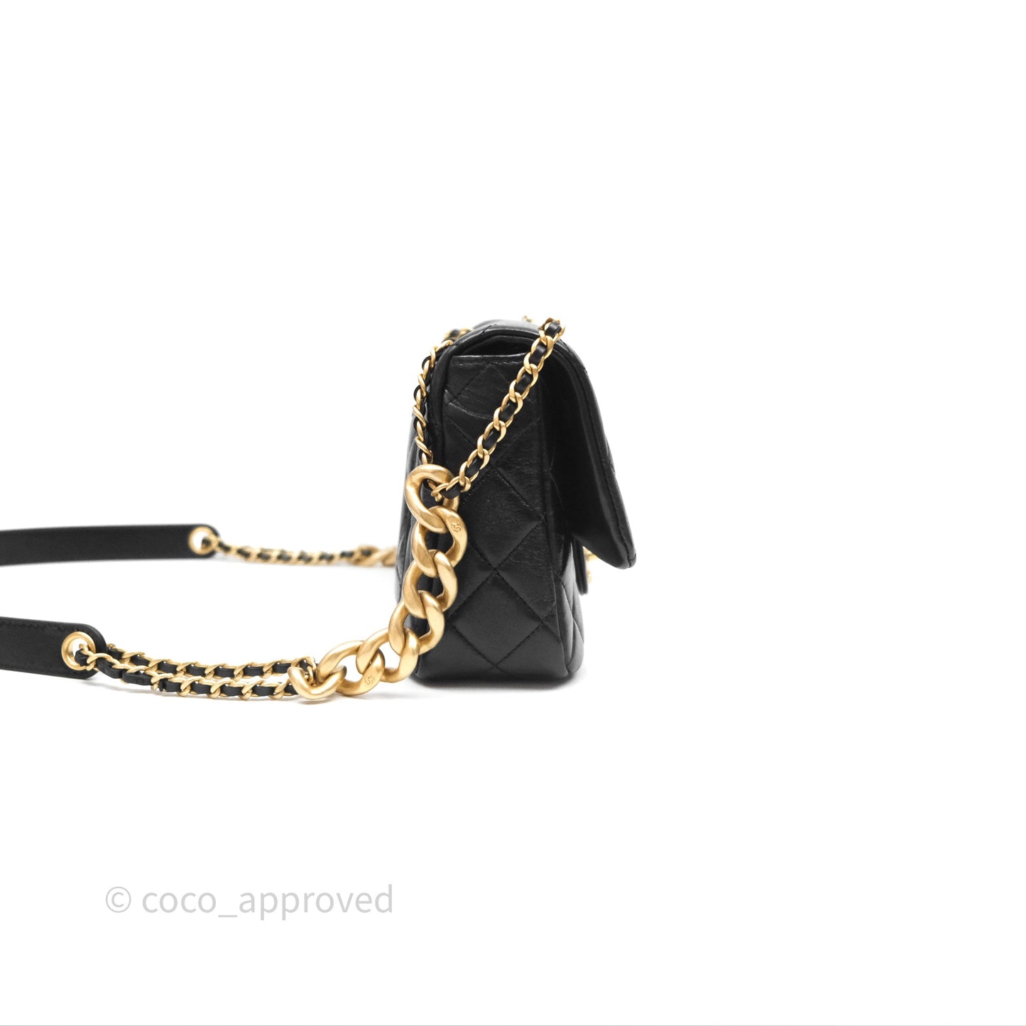 Chanel Quilted Flap Bag Black Lambskin Aged Gold Hardware 22P