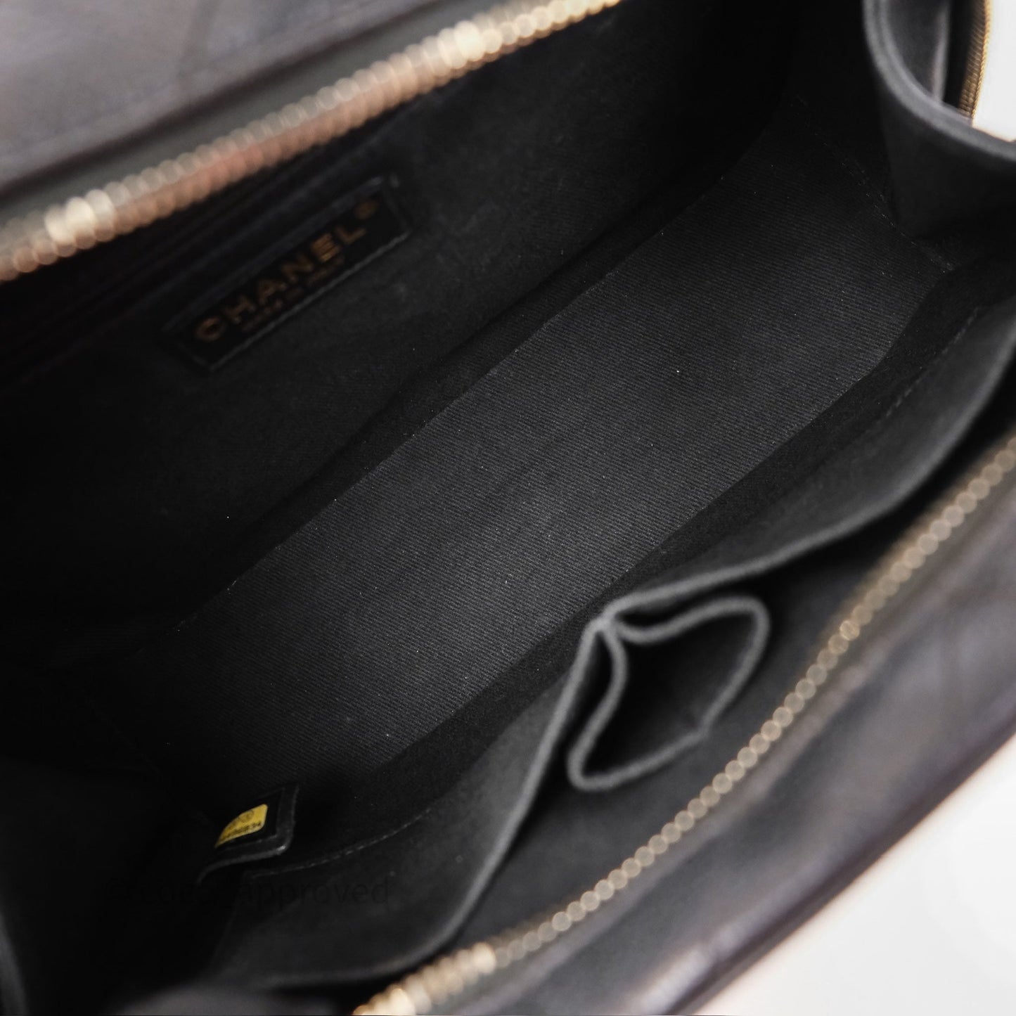Chanel Coco Curve Vanity Black Calfskin & Goatskin Antique Gold Hardware