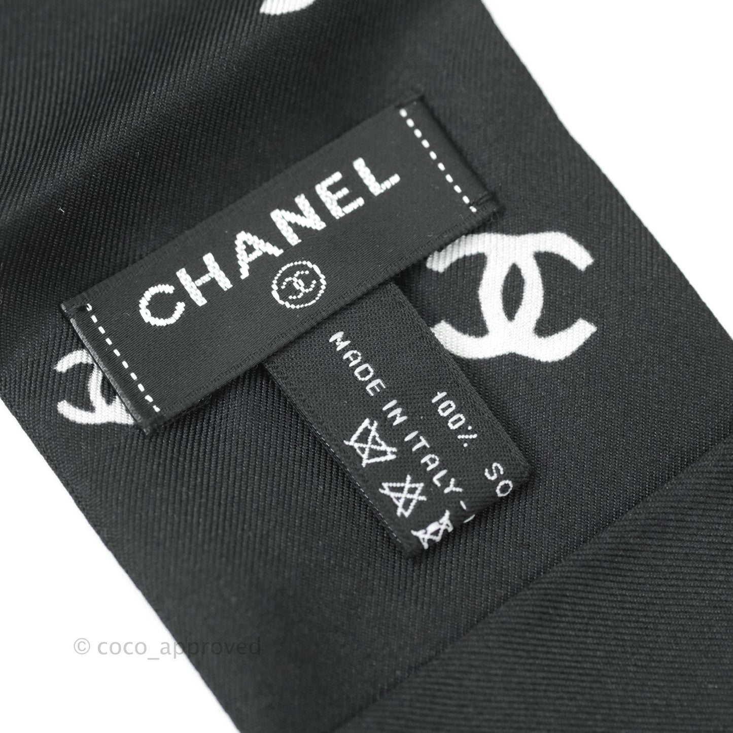 Chanel CC Flora Print Silk Twilly in Black White