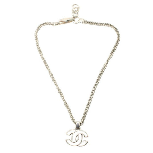 Luxury Chanel Vintage Silver Tone Chocker With "Cc"