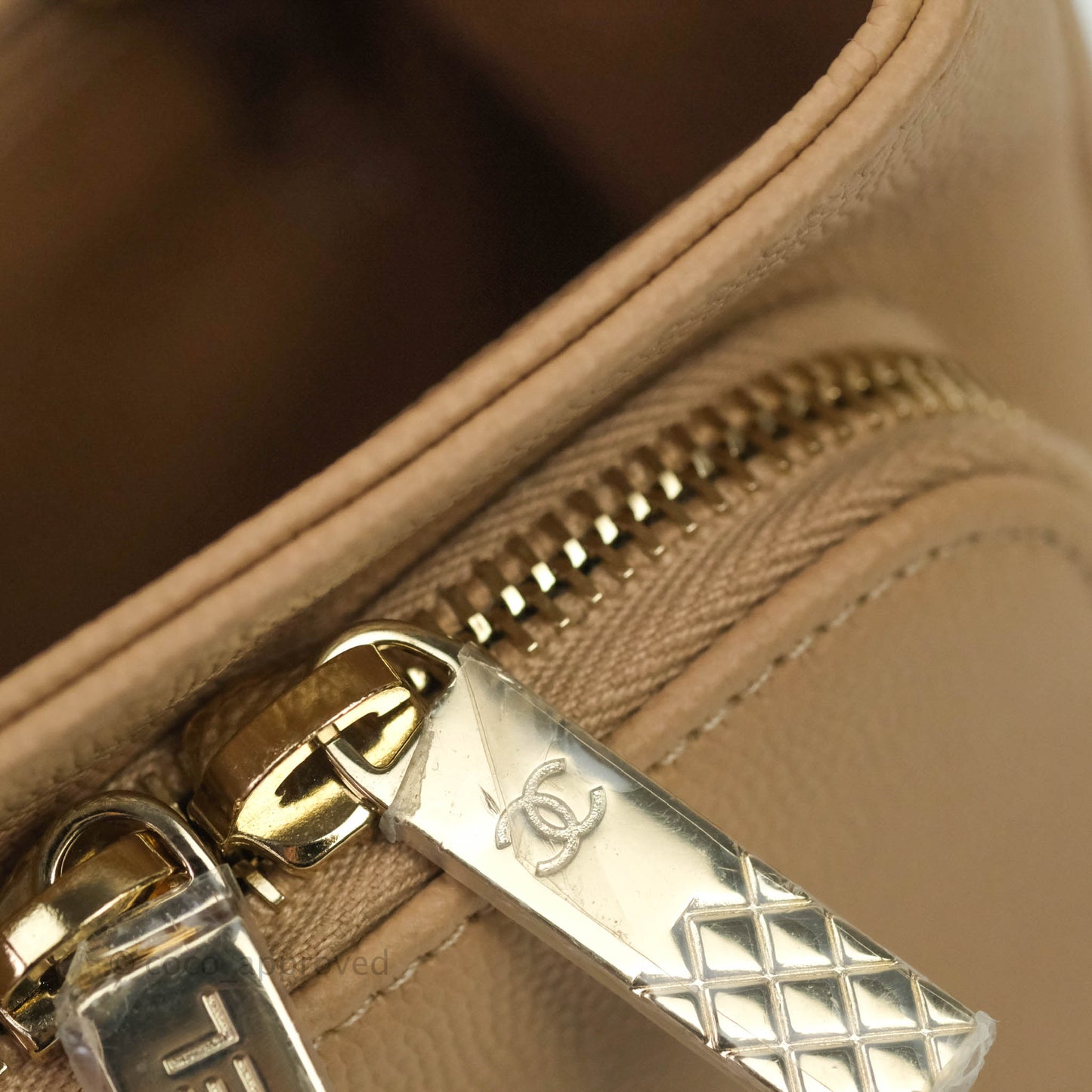 Chanel Quilted Small Business Affinity Flap Beige Caviar Light Gold Hardware