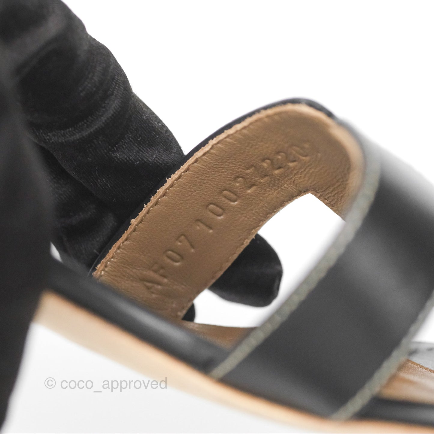Hermès Oasis Black Sandals Size 35.5