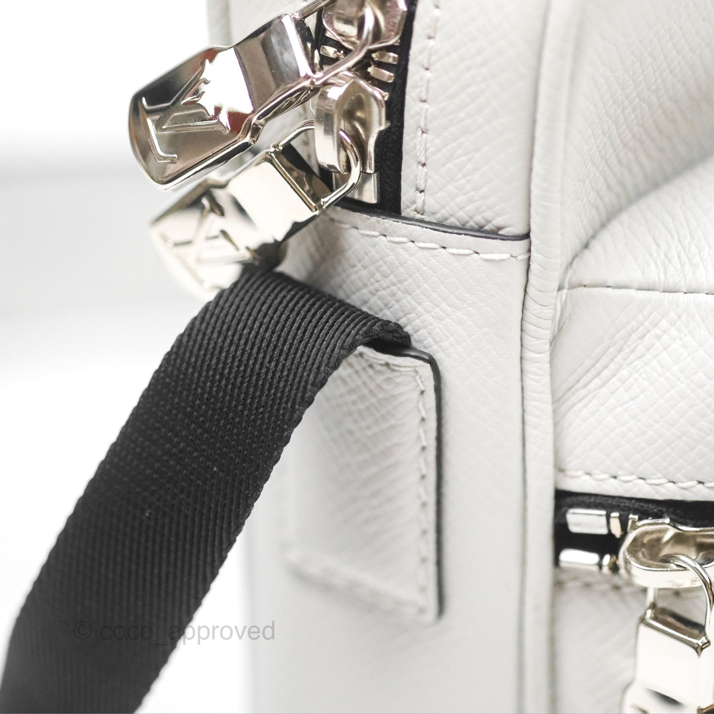 Louis Vuitton Monogram Taigarama Outdoor Messenger