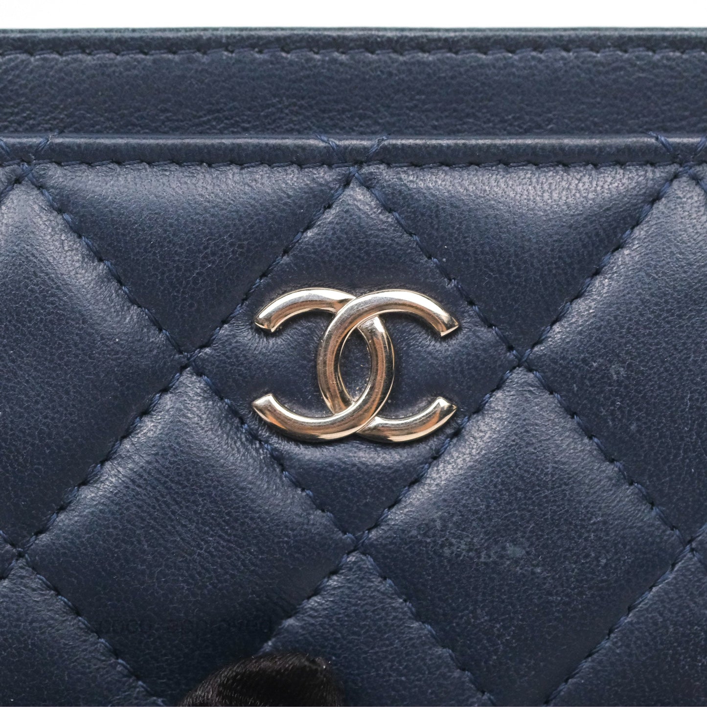 Chanel Quilted Classic Flat Card Holder Navy Sliver Hardware