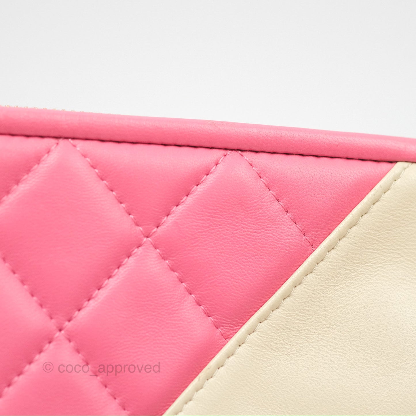 Chanel Cosmetic Case Clutch Patchwork Lambskin Gold Hardware