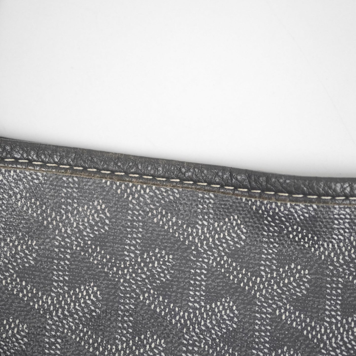 Goyard St Louis Tote PM ⁣⁣⁣⁣⁣⁣⁣⁣⁣⁣⁣⁣⁣⁣⁣⁣⁣⁣⁣⁣Grey