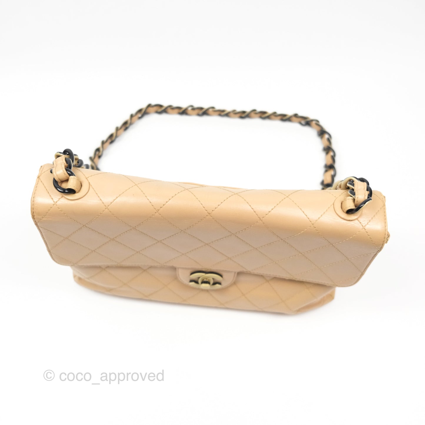 Chanel Vintage Jumbo Beige Flap Bag Lambskin Enamel Hardware