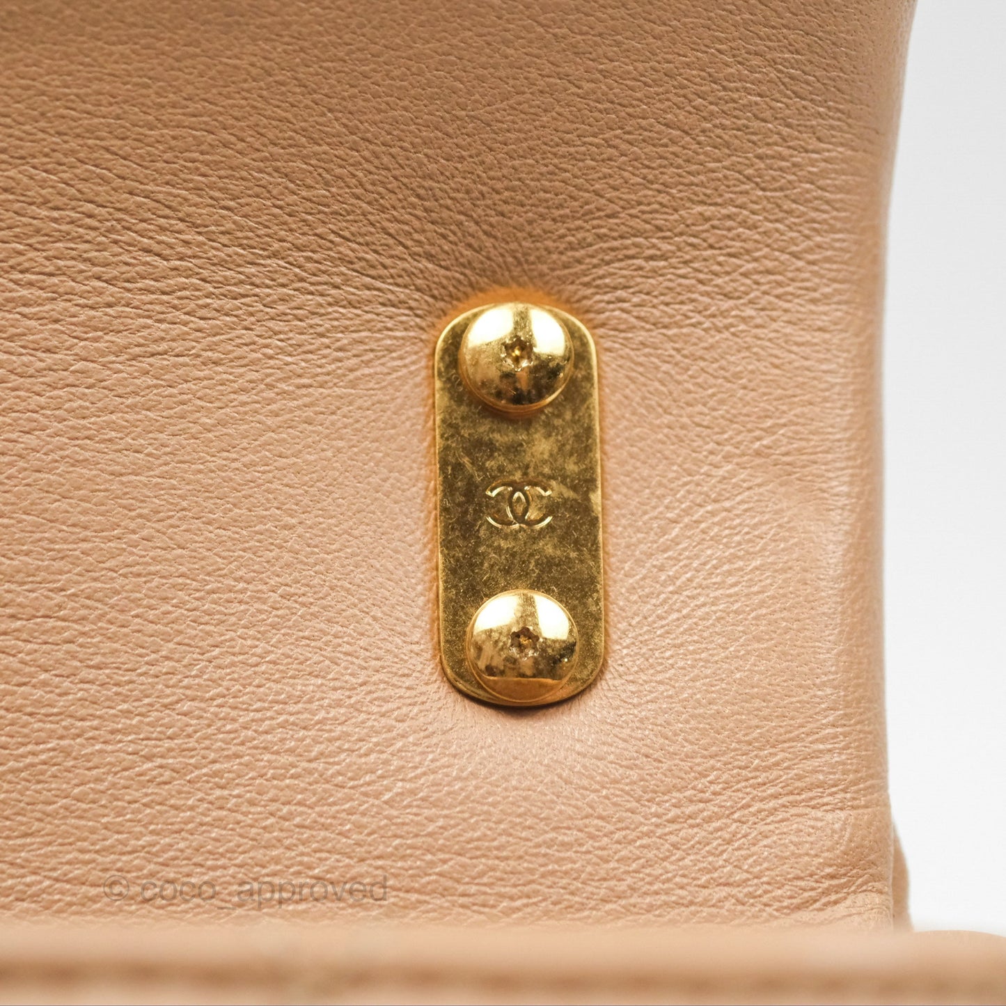 Chanel Small Chunky Chain Flap Bag Lambskin Beige Aged Gold Hardware 22S