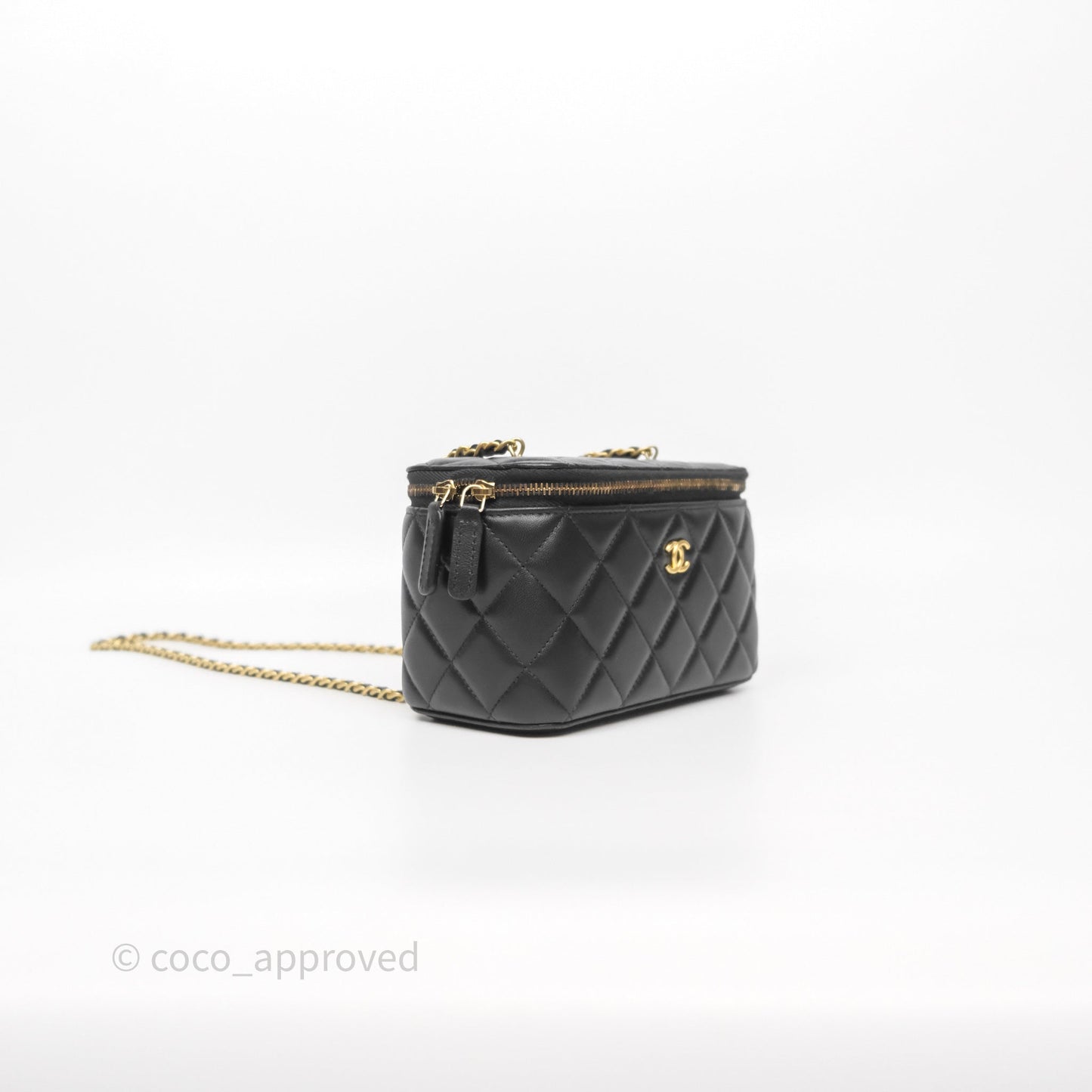 Chanel Vanity With Pearl Crush Chain Black Lambskin Aged Gold Hardware