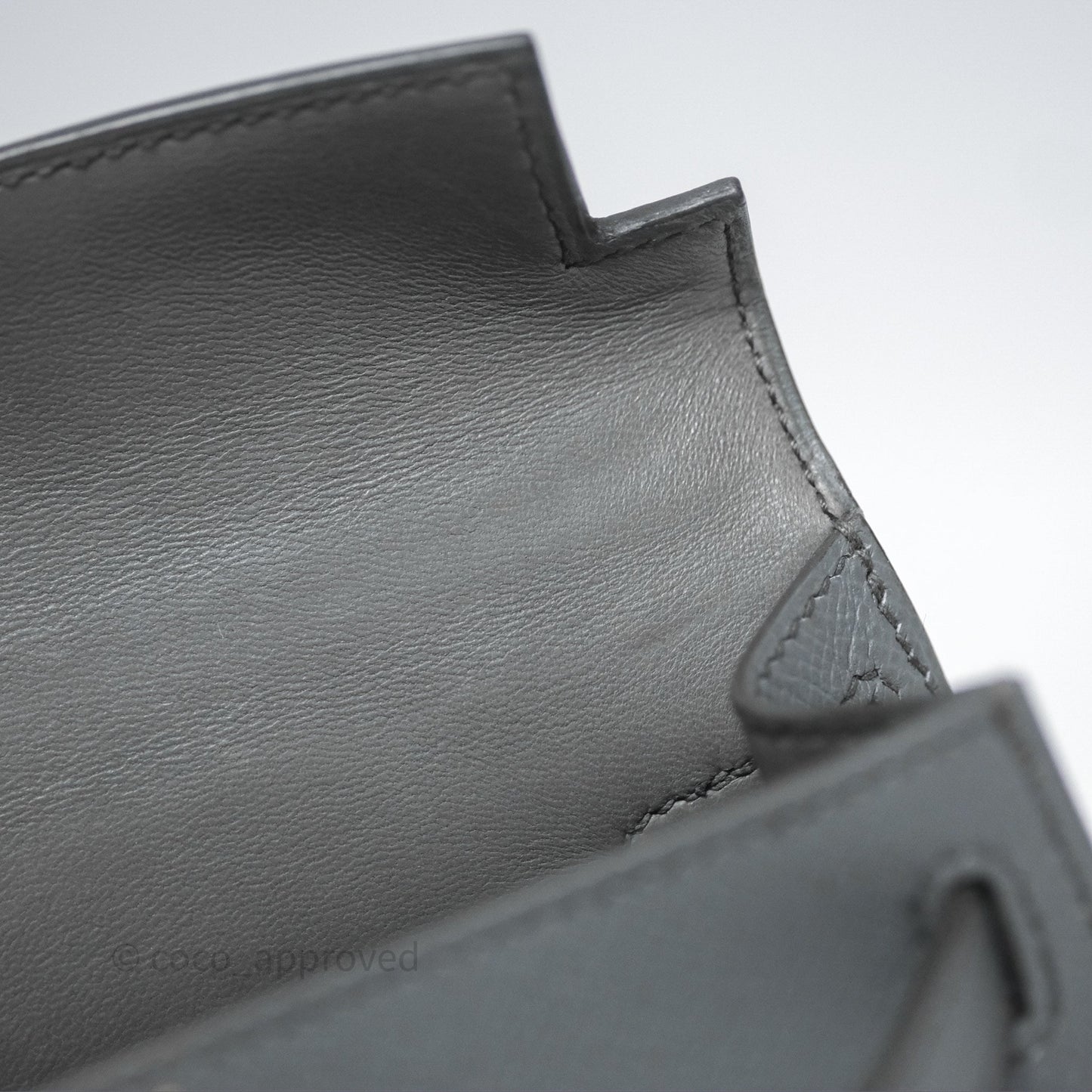 Hermès Mini Kelly II Vert Amande 63 Epsom Gold Hardware