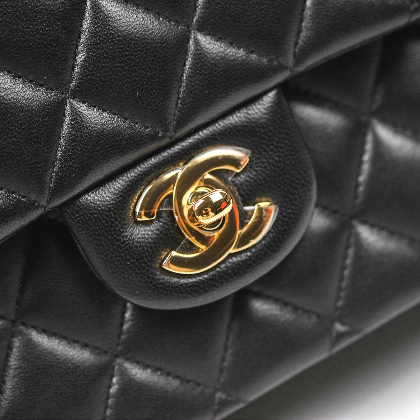 Chanel Classic M/L Medium Flap Quilted Black Lambskin Gold Hardware