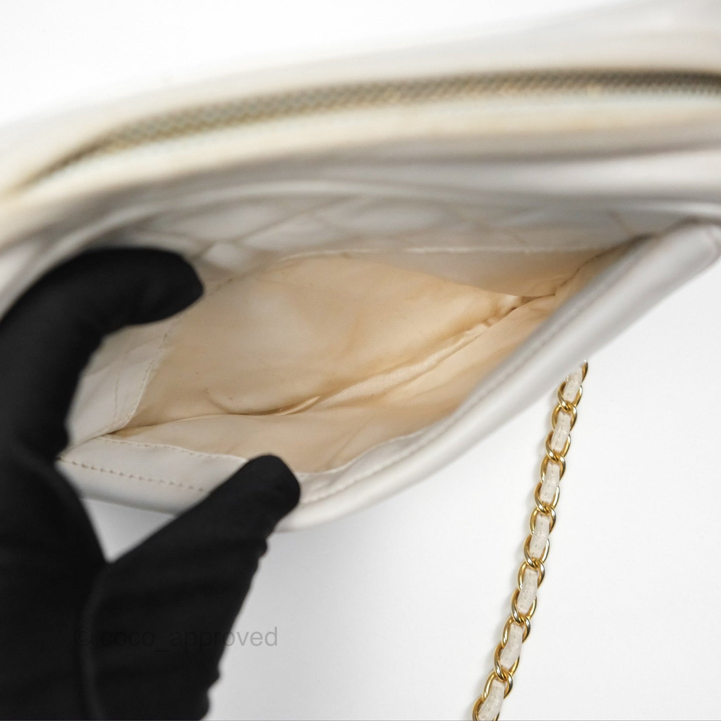 Chanel Vintage Small Camera Bag White Lambskin Gold Hardware
