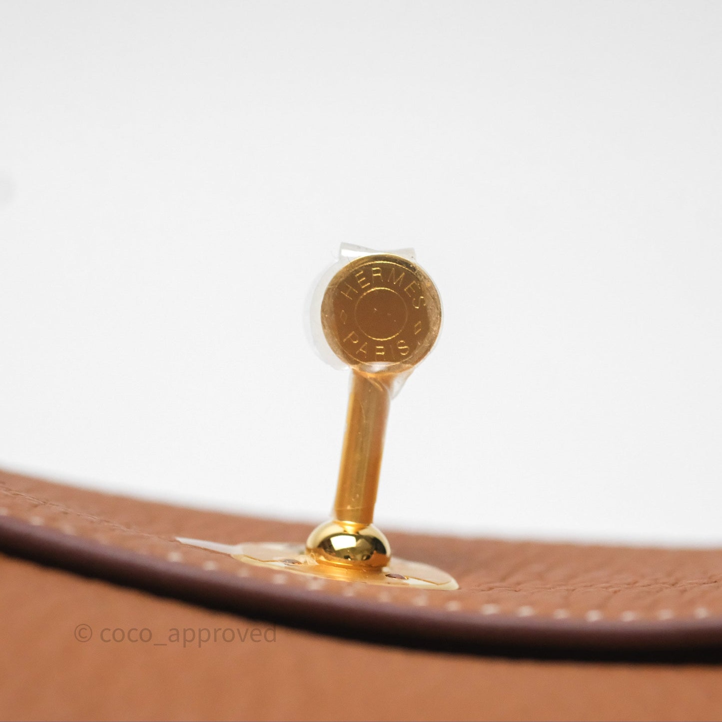 Hermès Mini Lindy 20 Gold Clemence Gold Hardware