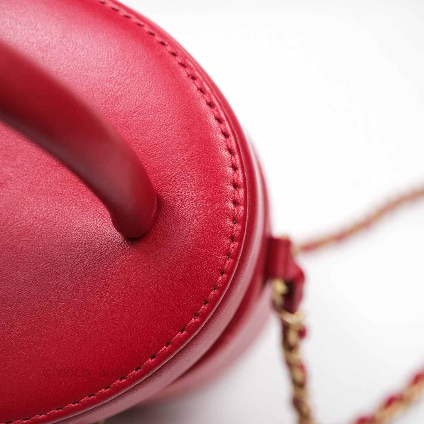 Chanel CC Vanity Case Red Calfskin Aged Gold Hardware