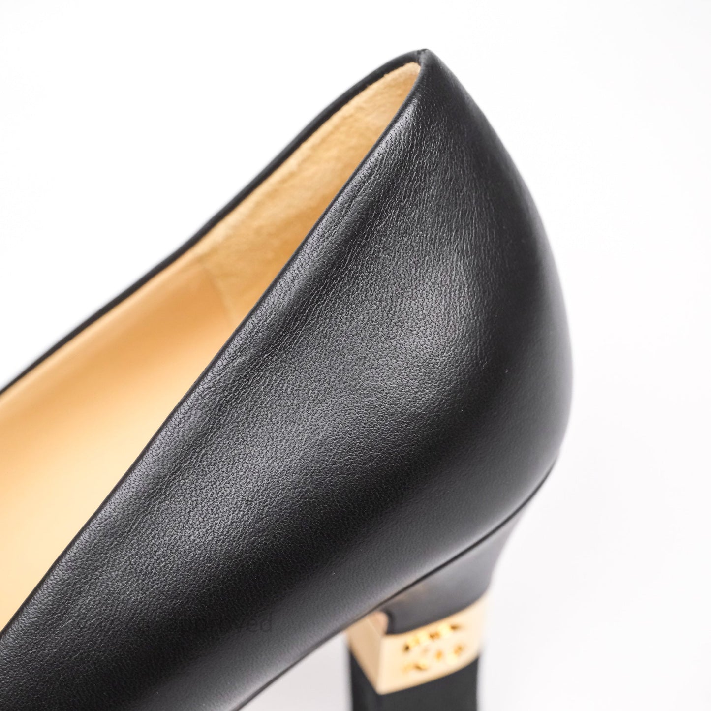 Chanel CC Cap Toe Pumps Heels Black Lambskin Size 38