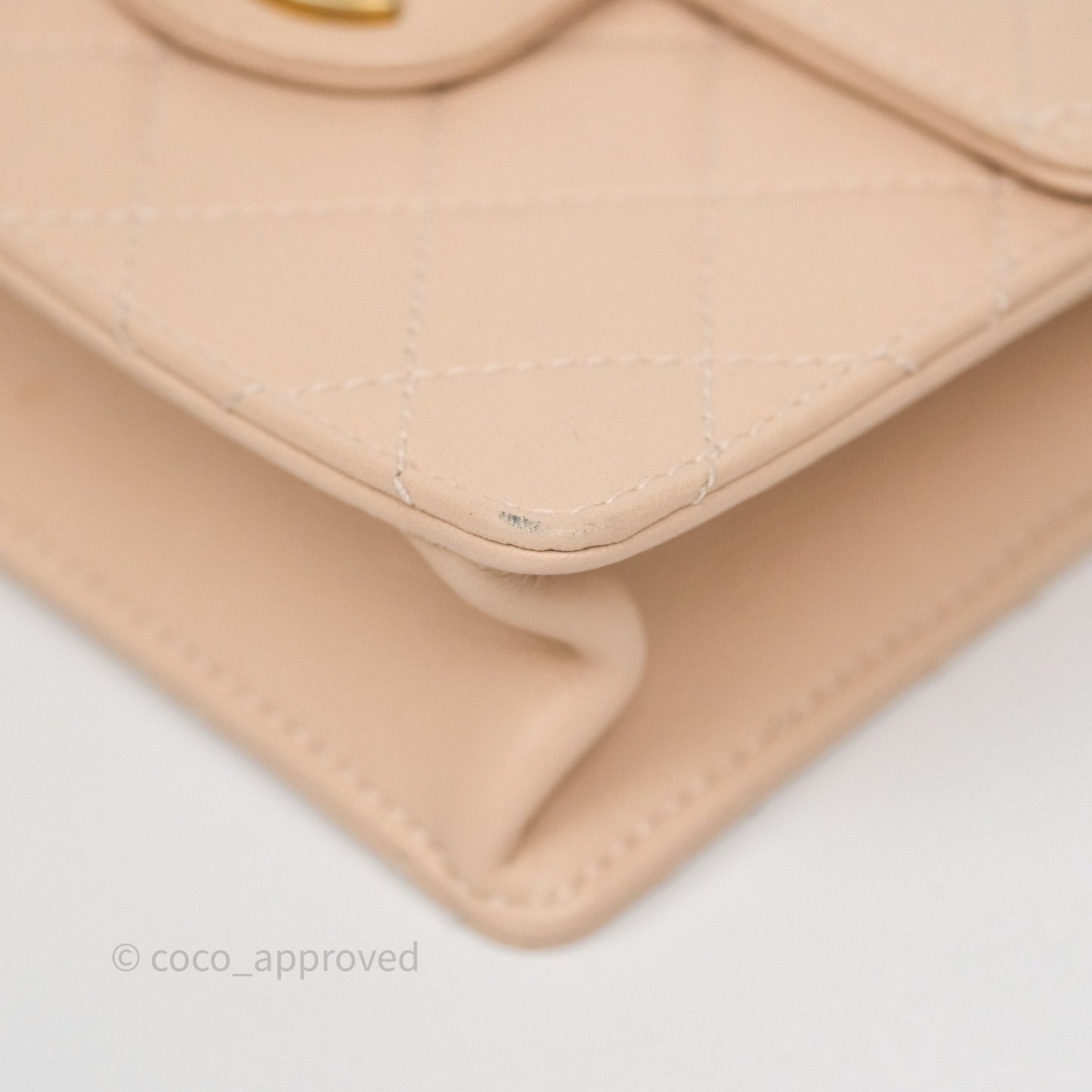 Chanel Chic Pearls Flap Quilted Beige Pink Goatskin Aged Gold Hardware
