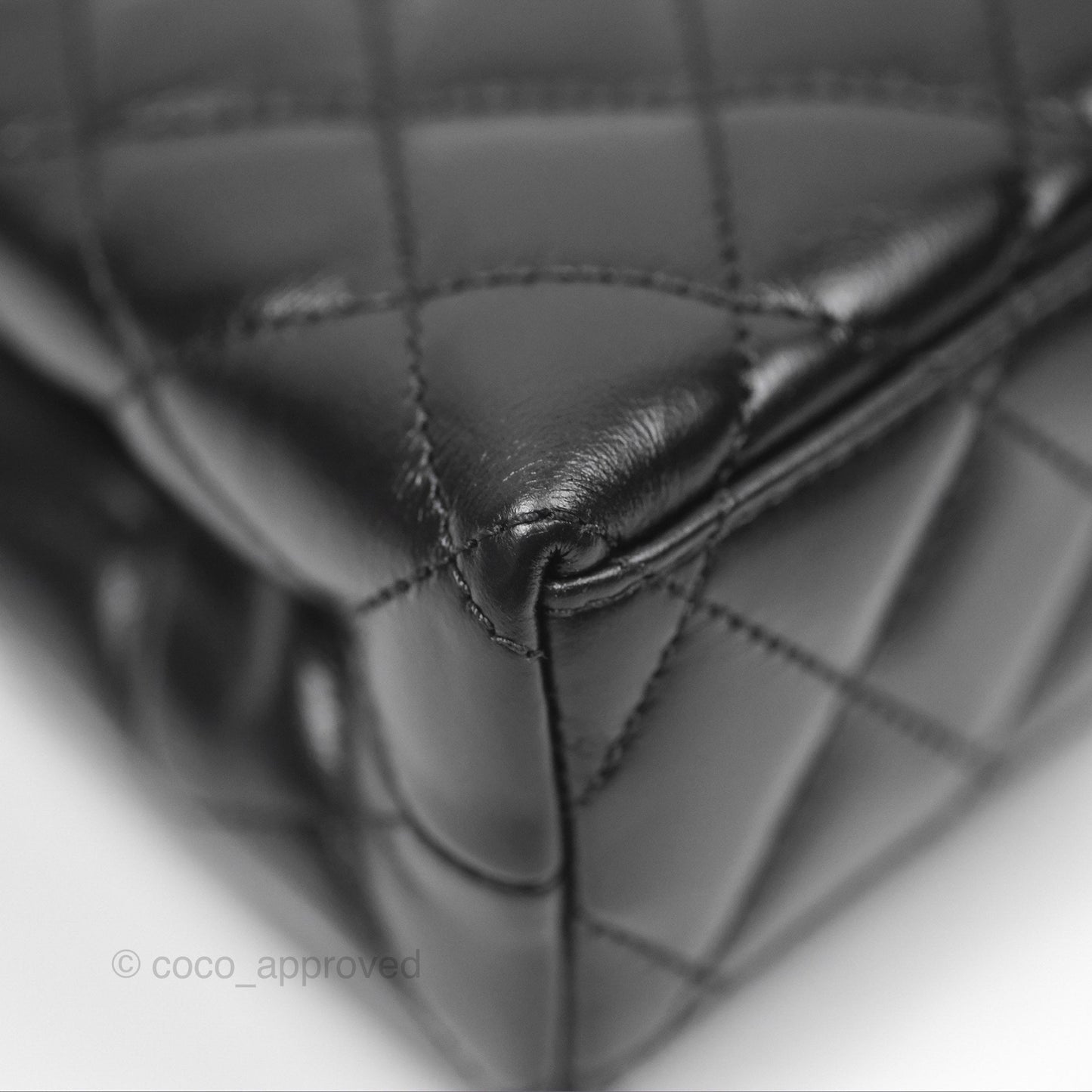 Chanel Kelly Bag Quilted Black Shiny Calfskin Aged Gold Hardware