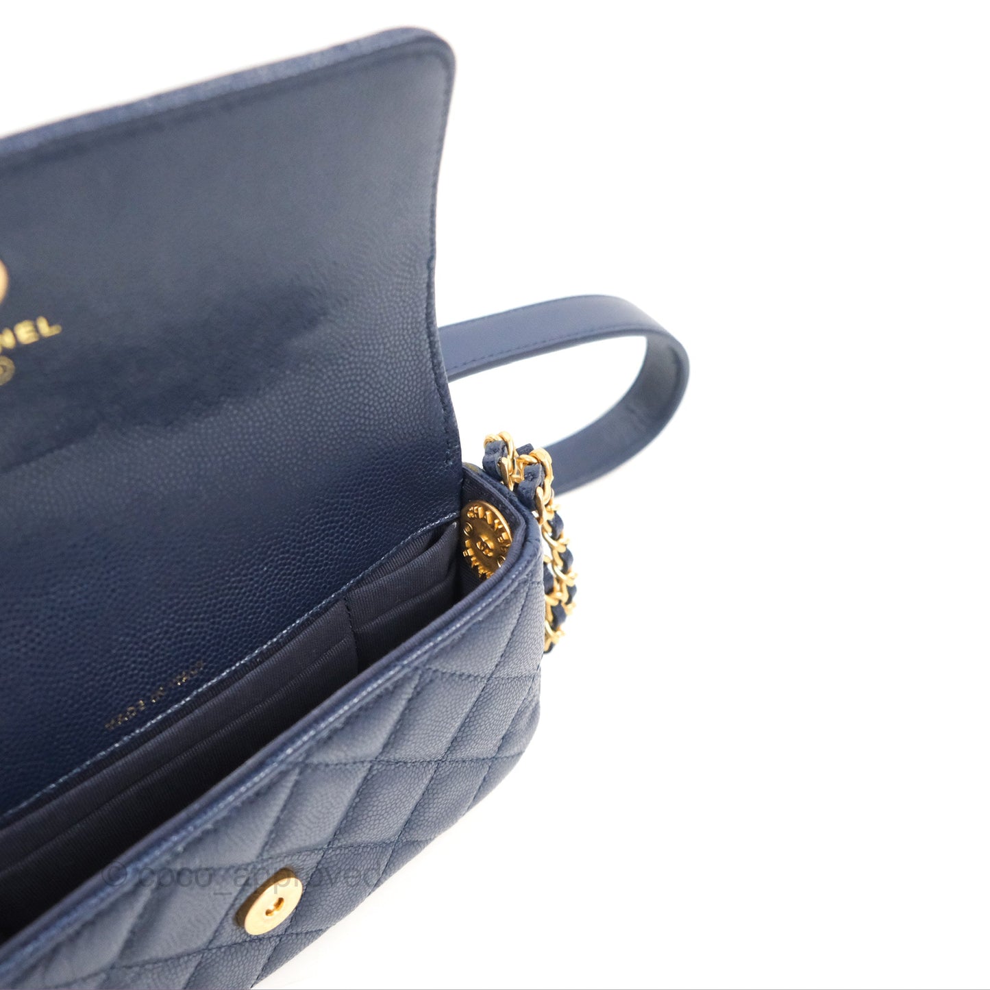 Chanel Twist Your Button Phone Bag Navy Shiny Caviar Aged Gold Hardware 22A