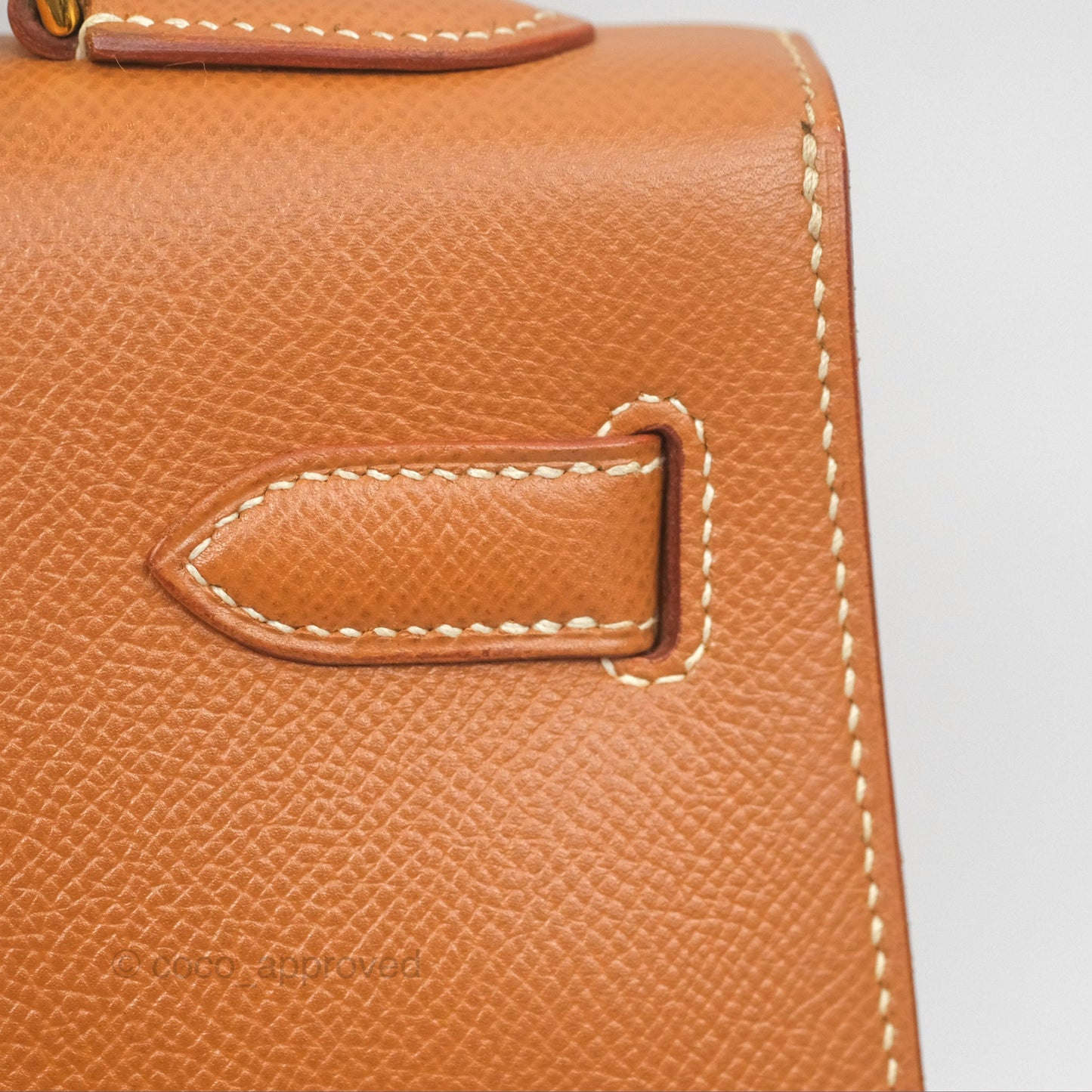 Hermès Kelly 32 Sellier Gold Epsom Gold Hardware