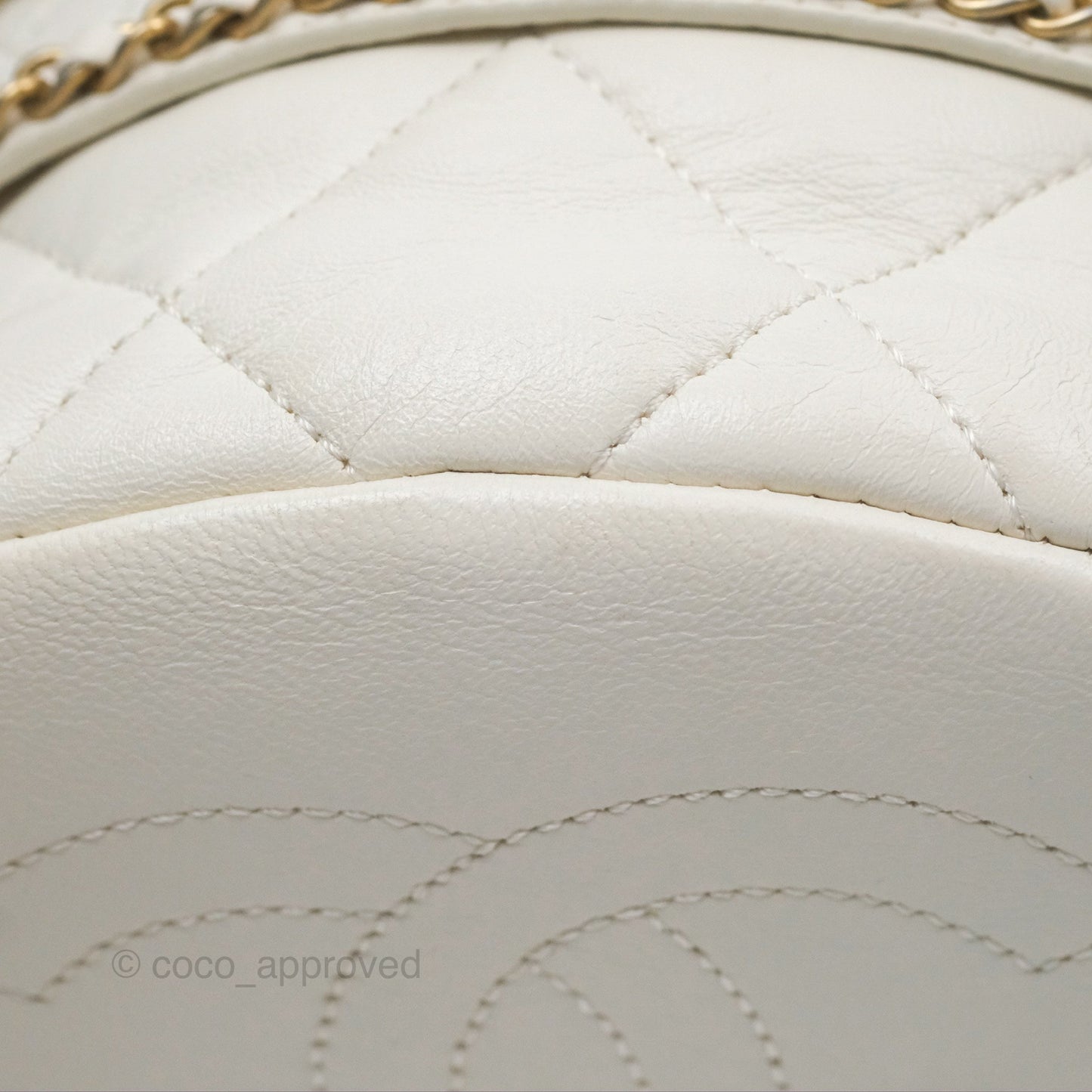 Chanel Quilted Drawstring Bucket Bag Ivory Lambskin Aged Gold Hardware