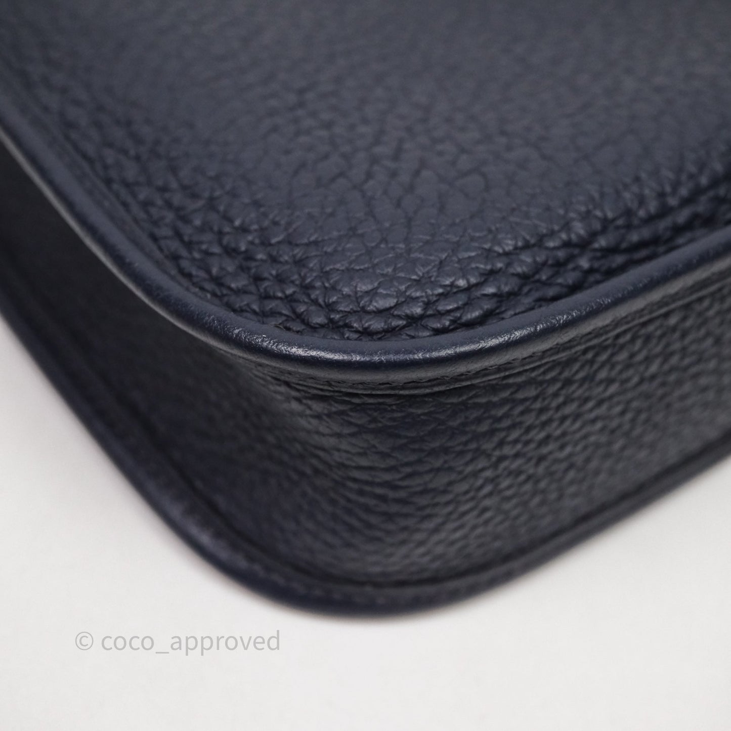 Hermès Mini Evelyne 16 Bleu Nuit 2Z Clemence Gold Hardware