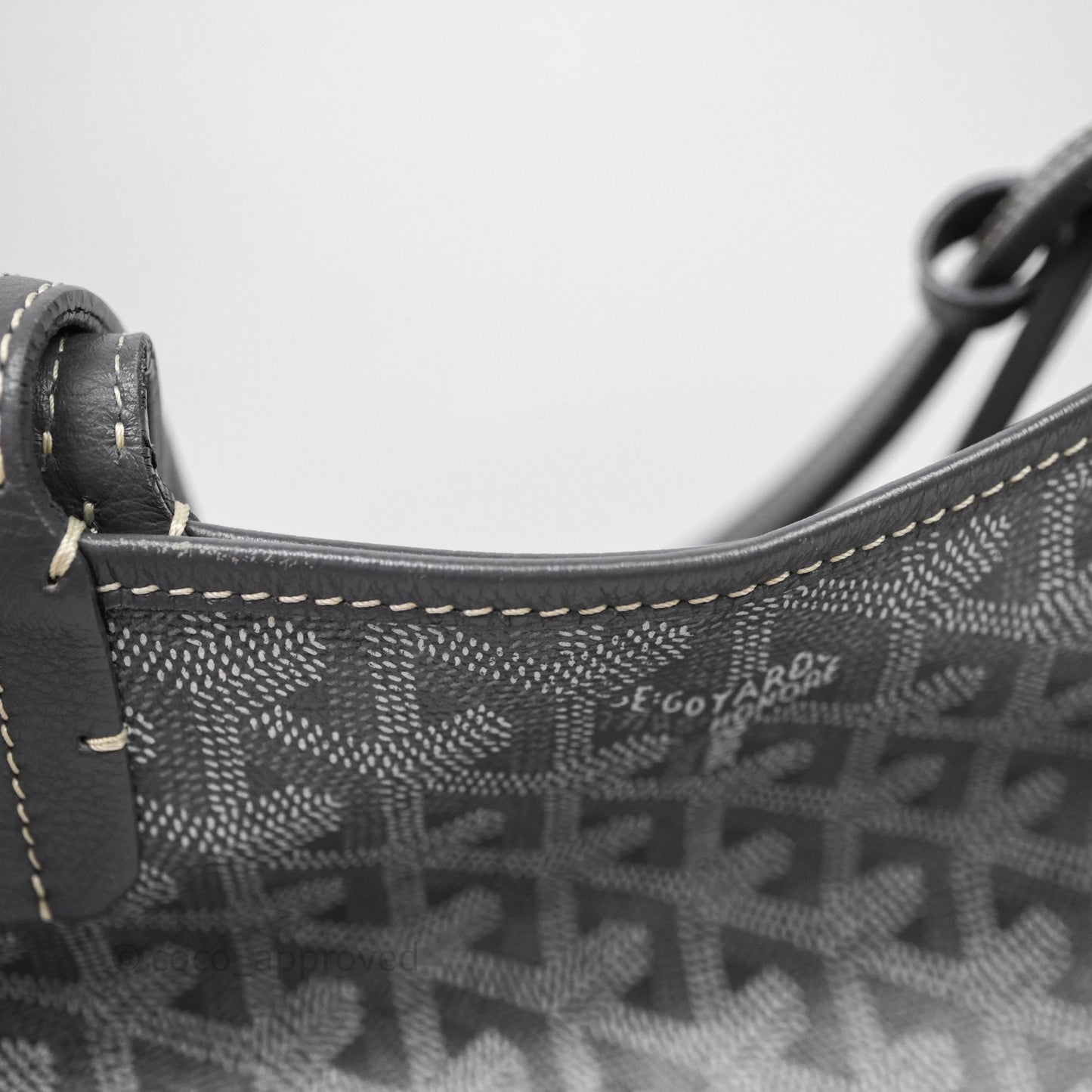 Goyard St Louis Tote PM ⁣⁣⁣⁣⁣⁣⁣⁣⁣⁣⁣⁣⁣⁣⁣⁣⁣⁣⁣⁣Grey