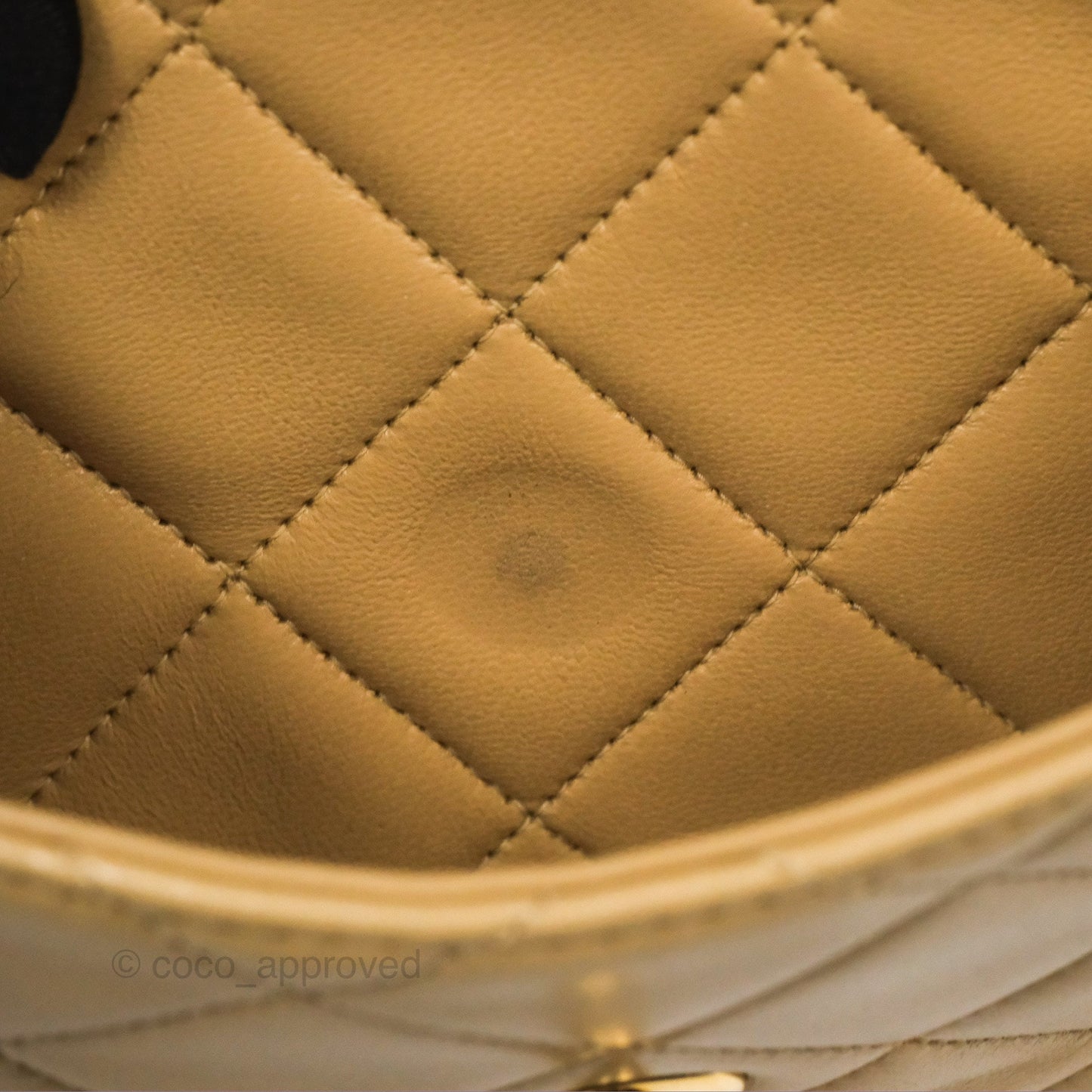 Chanel Vintage Flap Bag Beige Lambskin Gold Hardware