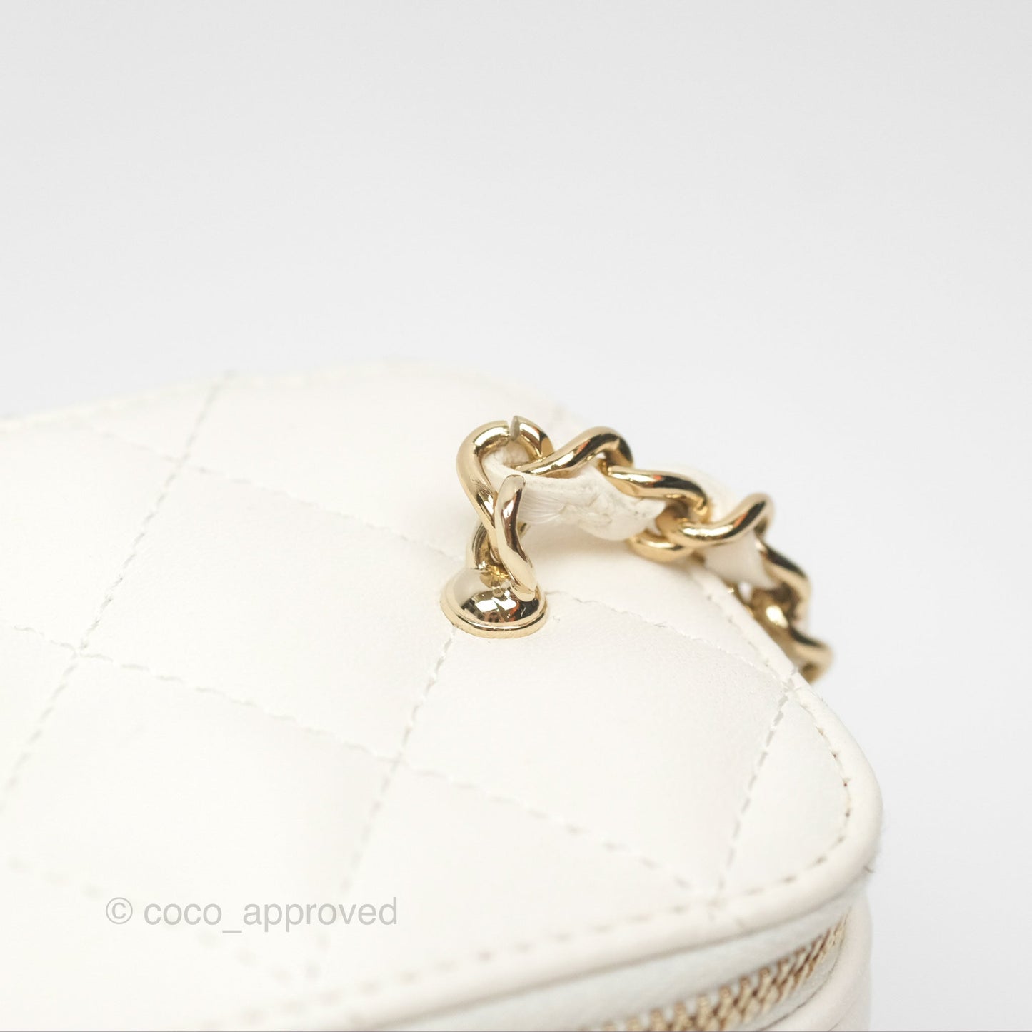 Chanel Mini Ball Crush Vanity With Chain White Lambskin Gold Hardware