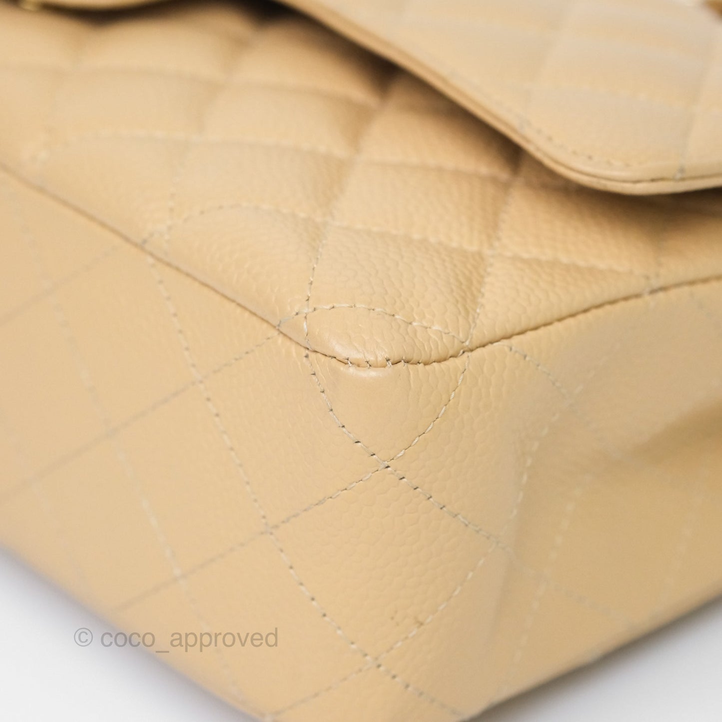 Chanel M/L Medium Classic Flap Quilted Beige Caviar Gold Hardware
