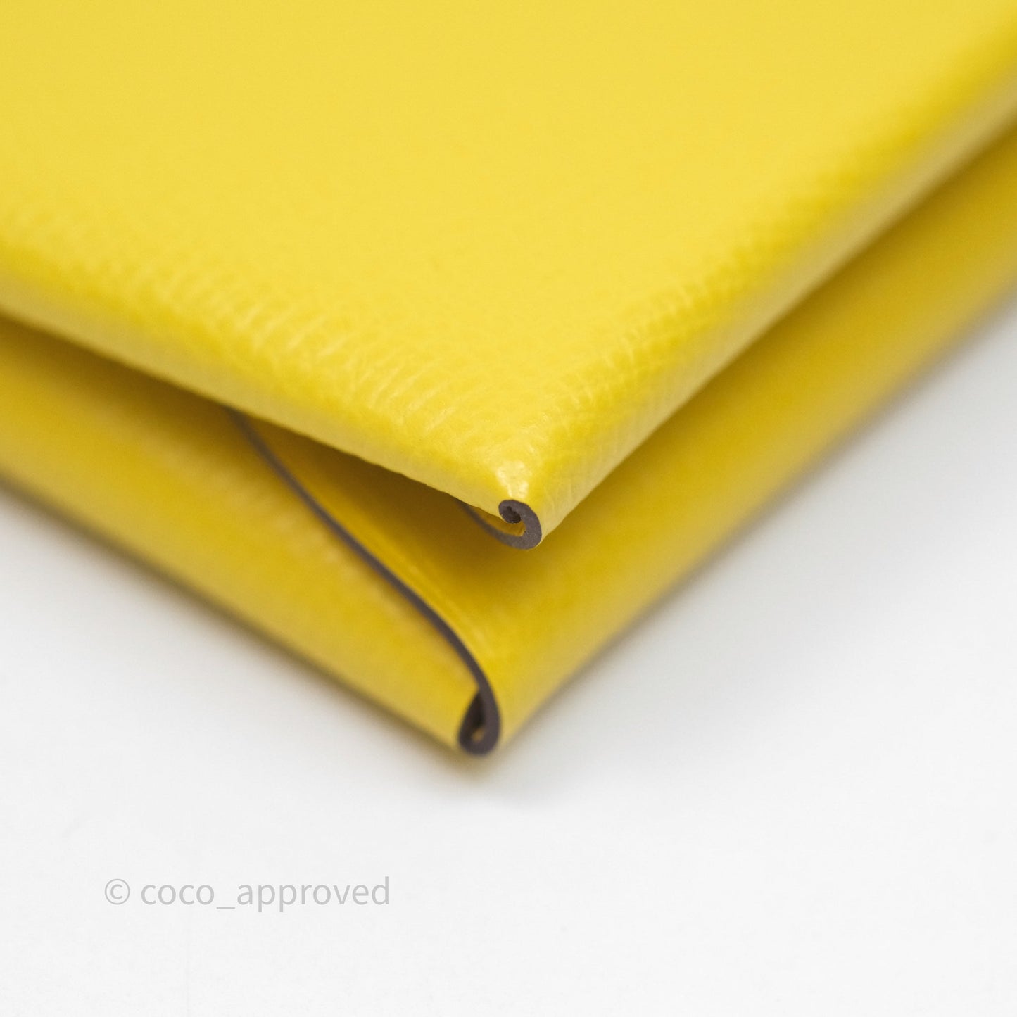 Hermès Calvi Duo Compact Card Holder Jaune de Naples 9O Epsom