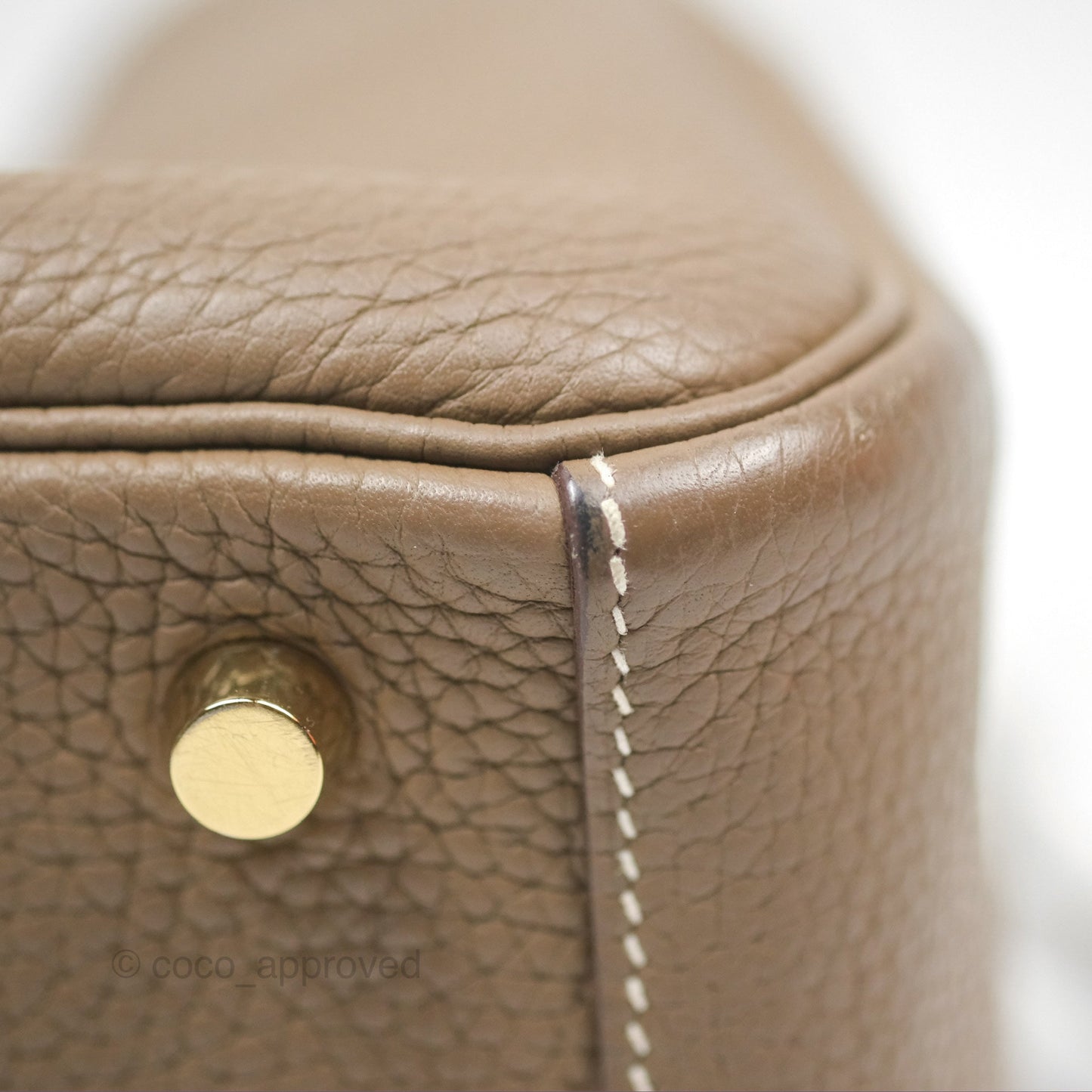 Hermès Lindy 26 Etoupe 18 Taurillion Clemence Gold Hardware