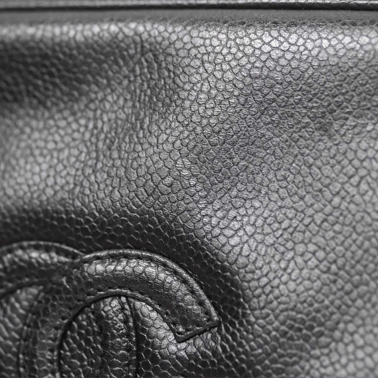 Chanel Vintage CC Camera Bag Black Caviar 24 Gold Hardware