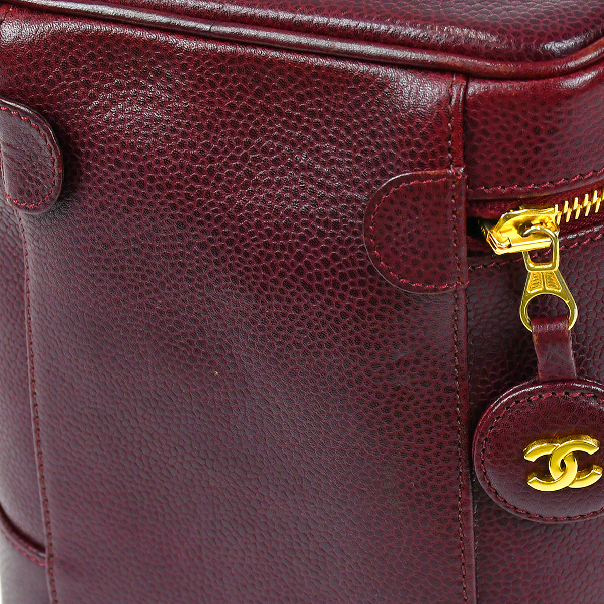 Luxury Chanel 1994-1996 Timeless Vanity Handbag Bordeaux Caviar