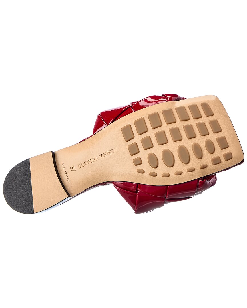 Luxury Bottega Veneta The Lido Intrecciato Patent Sandal