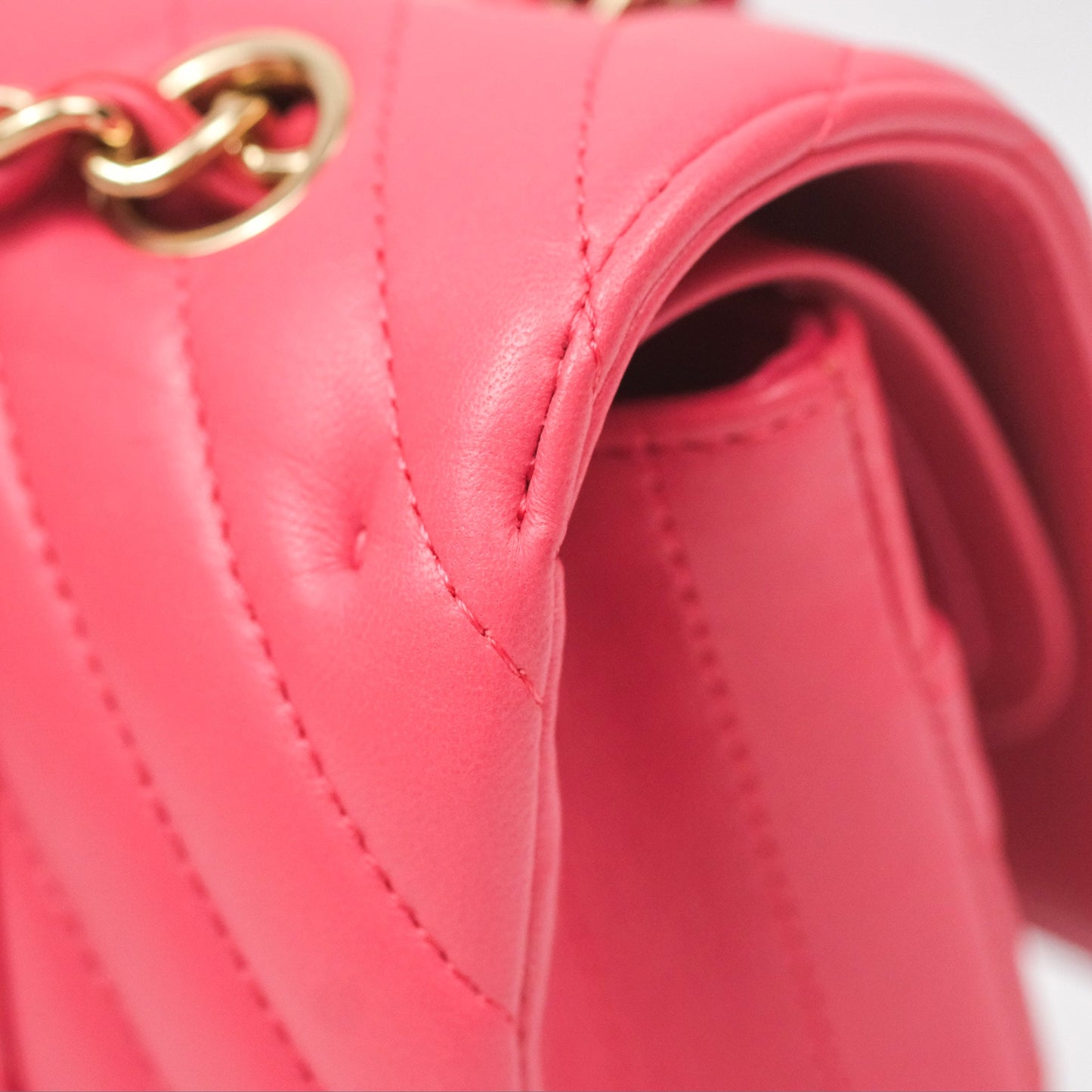 Chanel Medium Classic Flap Chevron Pink Lambskin Gold Hardware
